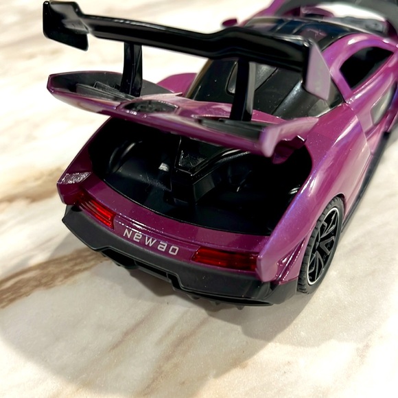 McLaren Senna Pull Back Toy Car with Lights and Sounds Newad Toys - Picture 9 of 9